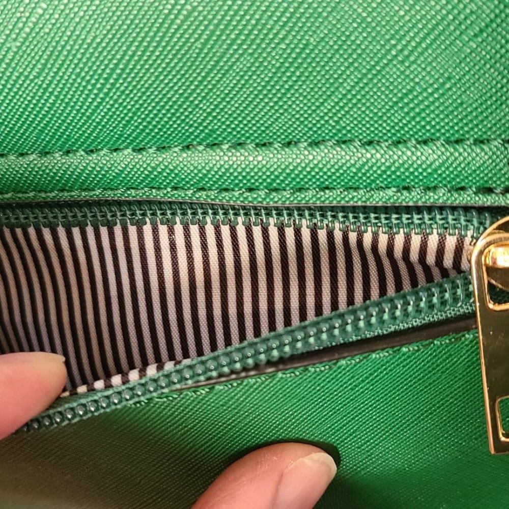 Neiman Marcus Country Club Women's Small Satchel Bag Classic Top Handle … - Picture 8 of 11